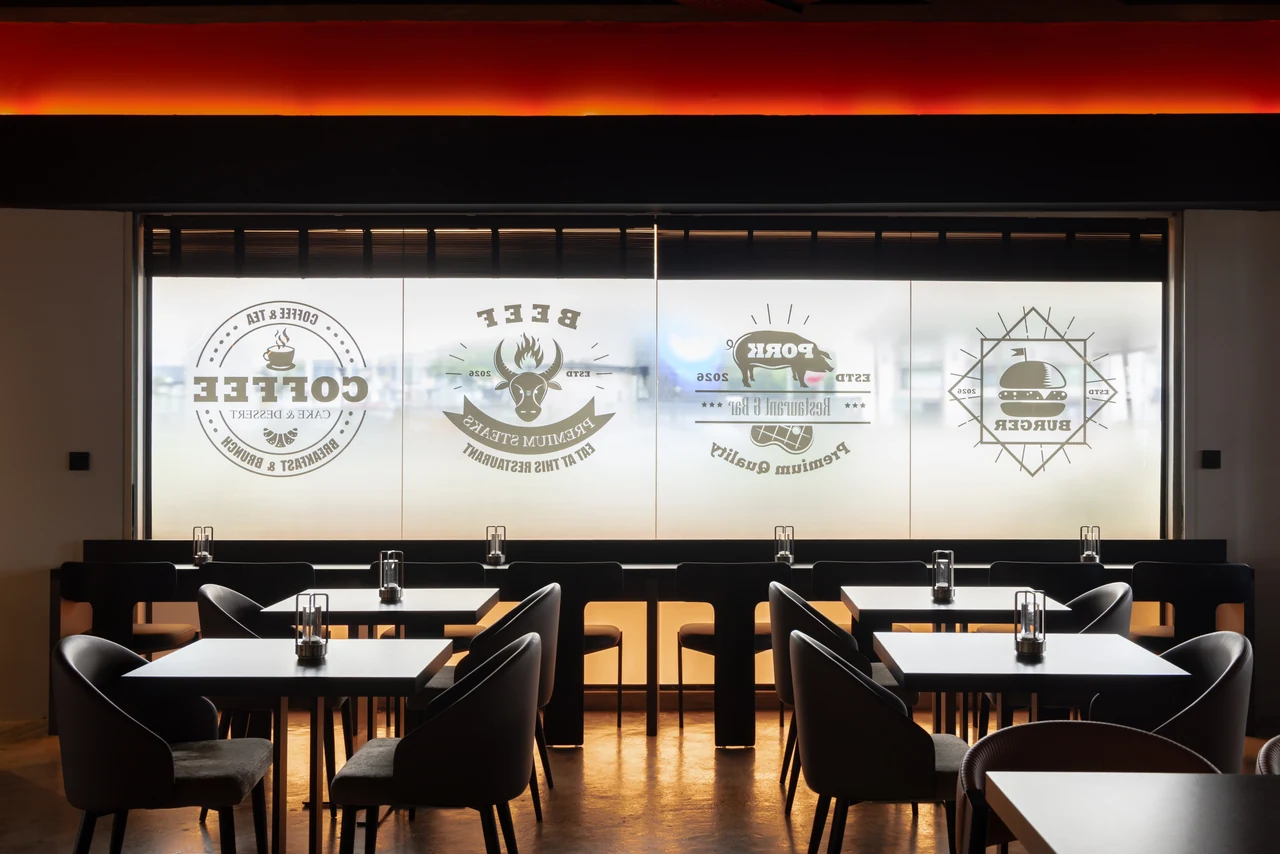 E@T restaurant, photograph 3